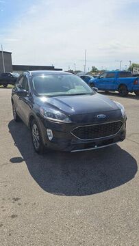2021 FORD Escape