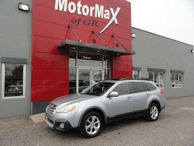 2013 SUBARU Outback