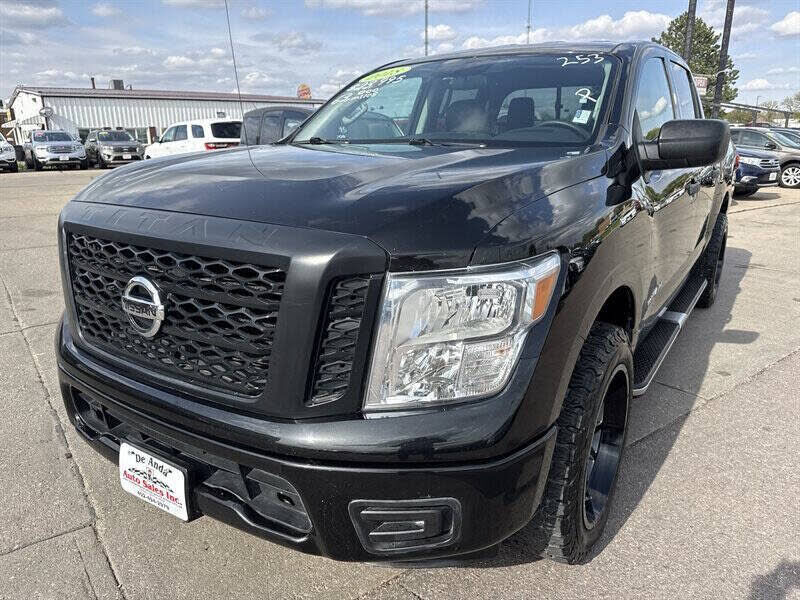 2018 NISSAN Titan