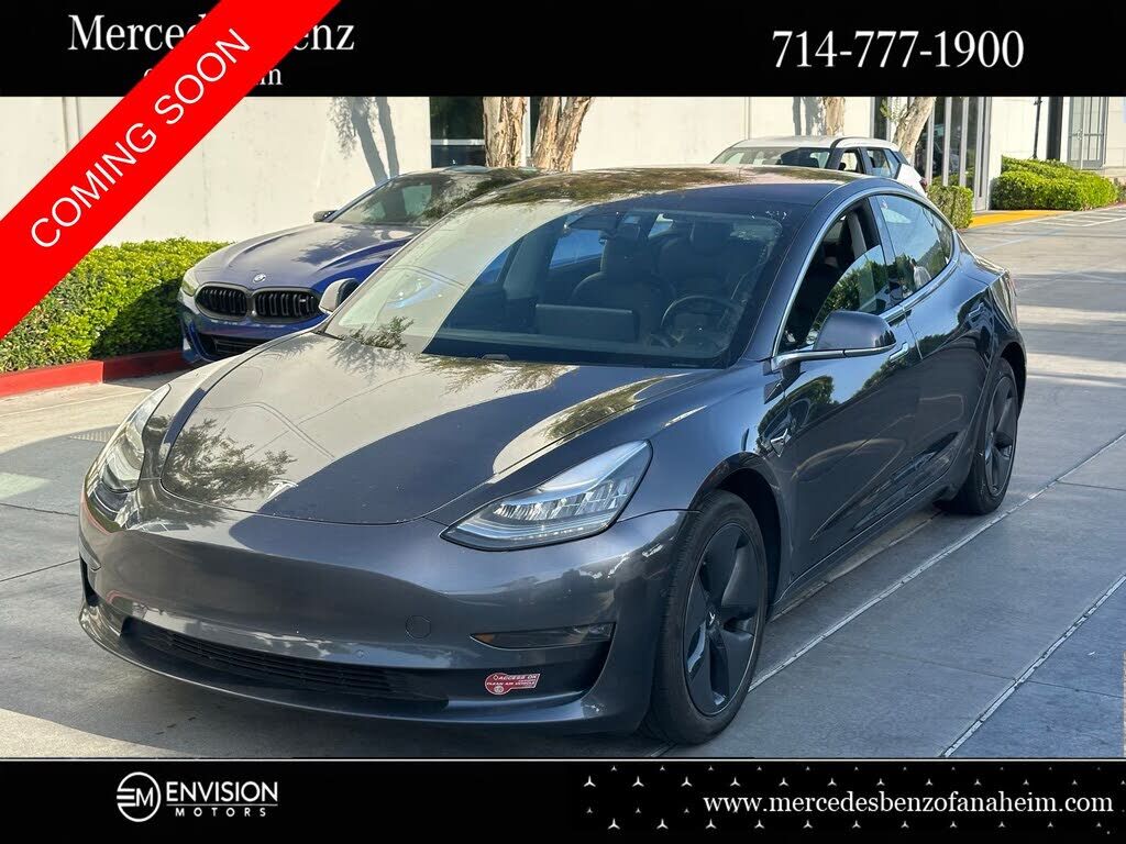 2018 TESLA Model 3