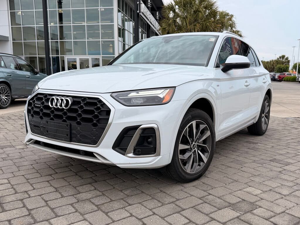2022 AUDI Q5
