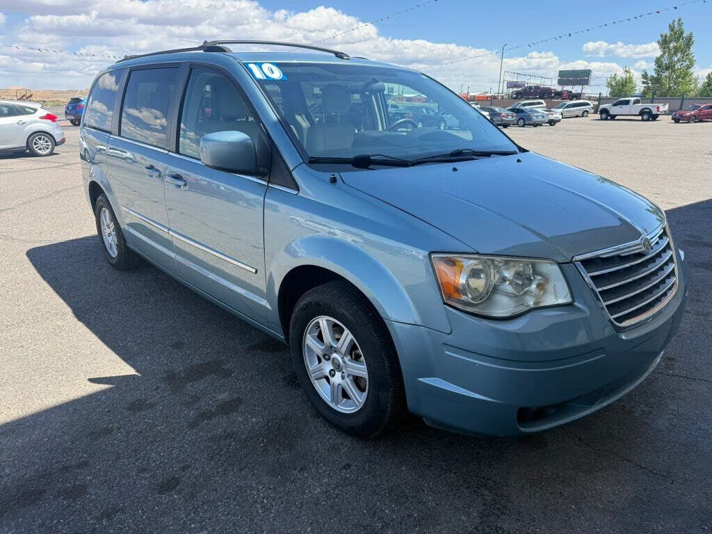 2010 CHRYSLER Town and Country