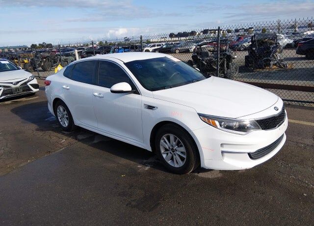 2018 KIA Optima