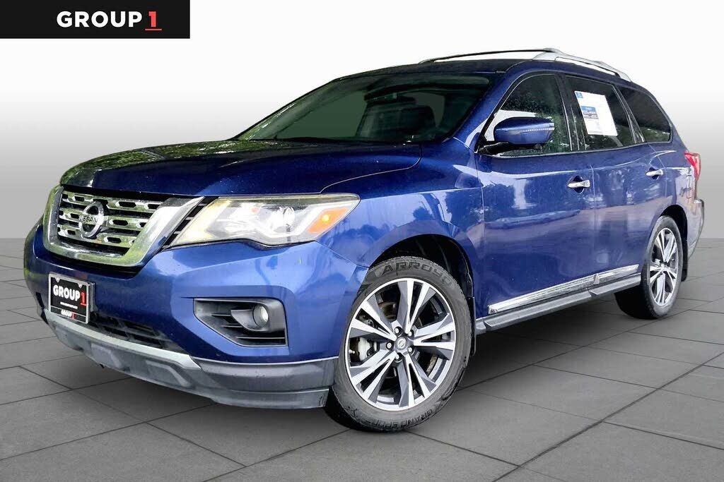 2017 NISSAN Pathfinder