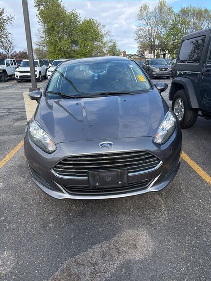 2014 FORD Fiesta