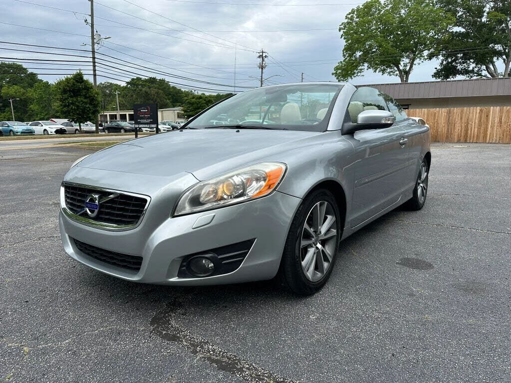 2013 VOLVO C70