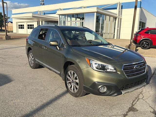 2017 SUBARU Outback