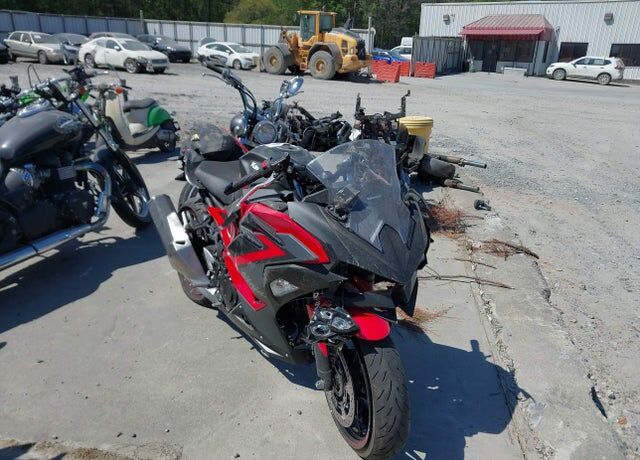 2025 KAWASAKI Ninja