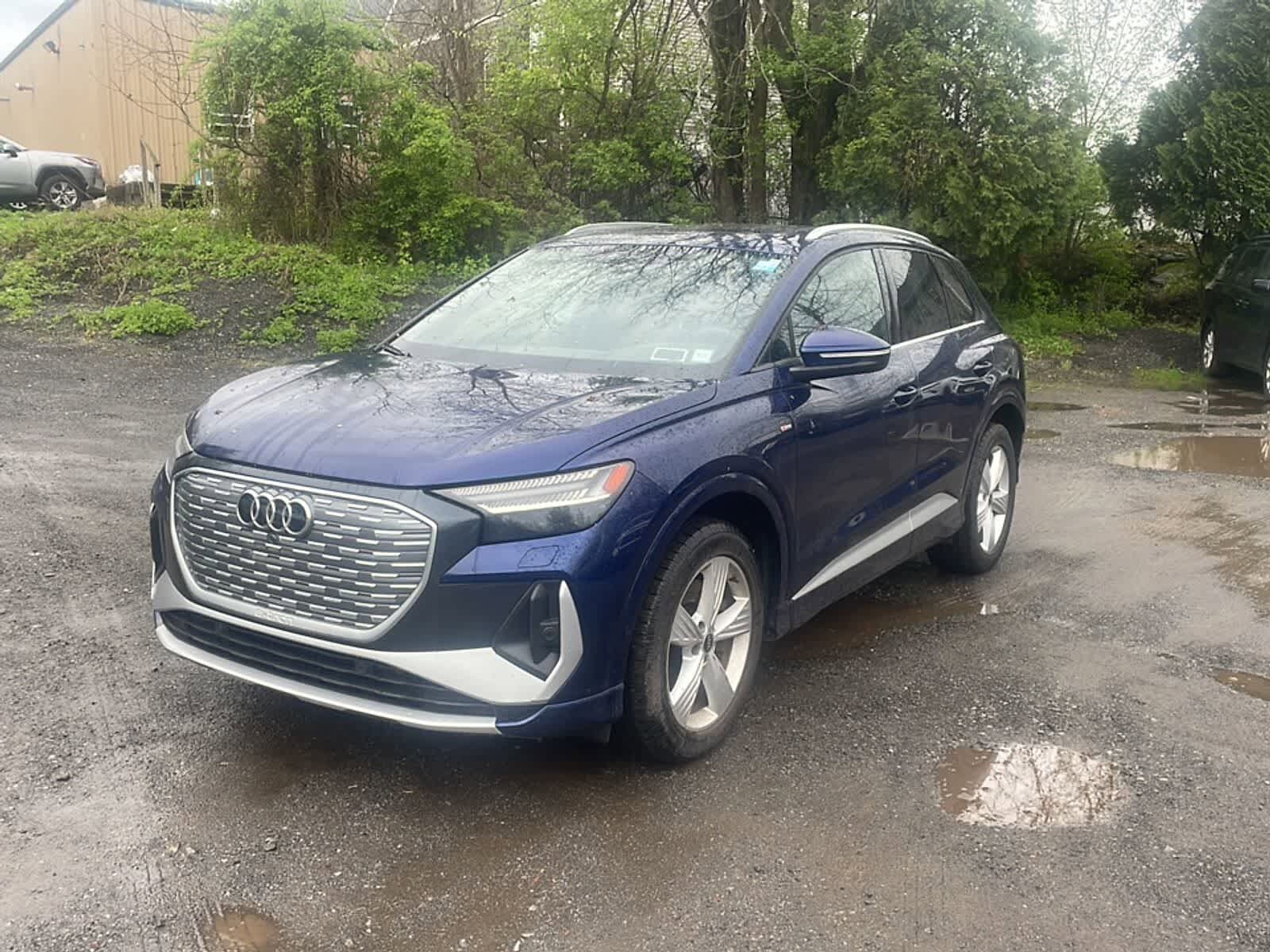 2023 AUDI Q4