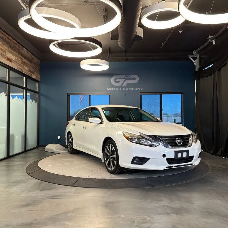 2016 NISSAN Altima