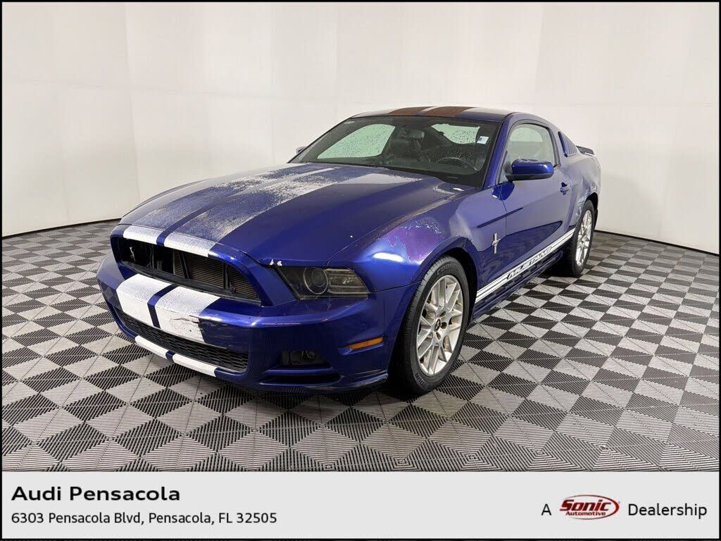2013 FORD Mustang
