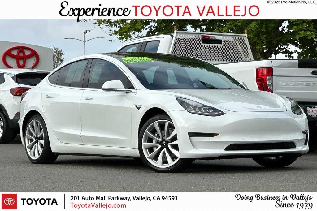 2018 TESLA Model 3