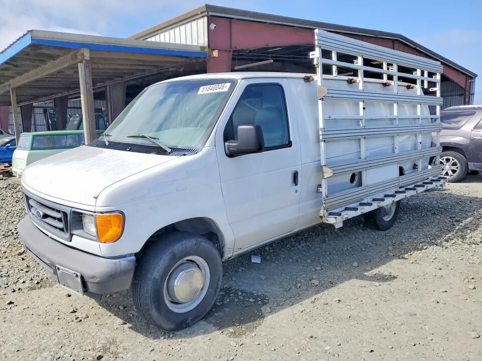 2005 FORD E-350