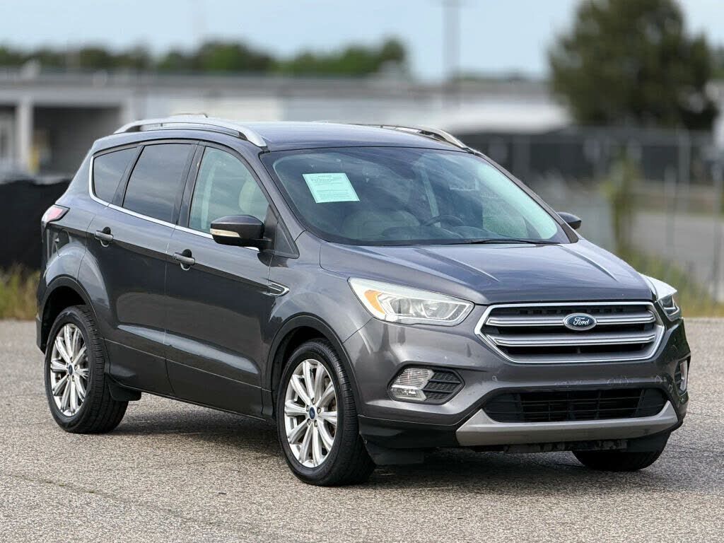2017 FORD Escape