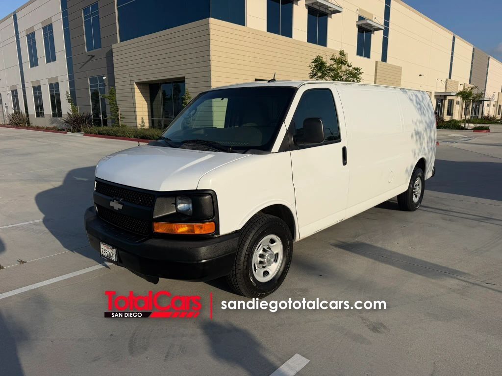 2012 CHEVROLET Express