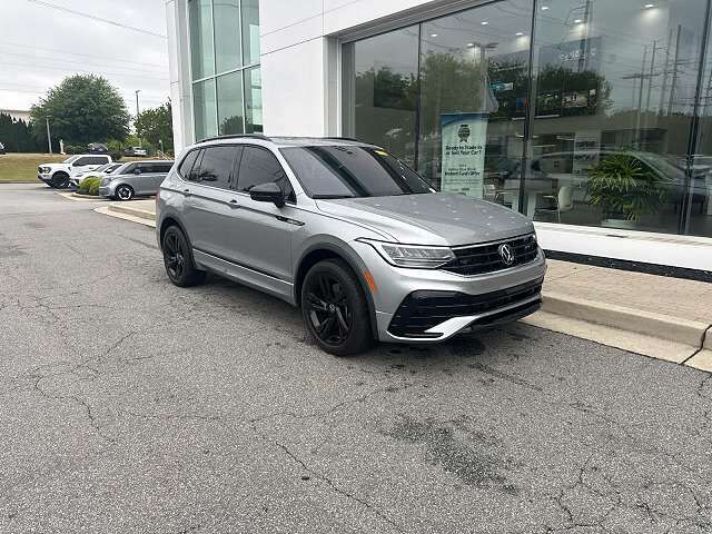 2024 VOLKSWAGEN Tiguan