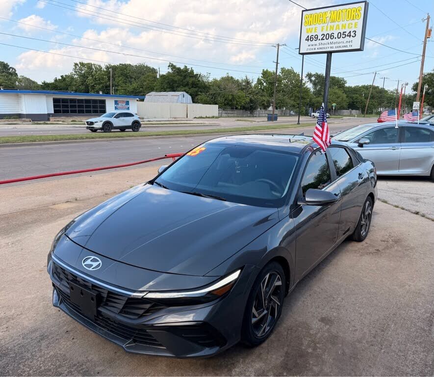 2025 HYUNDAI Elantra