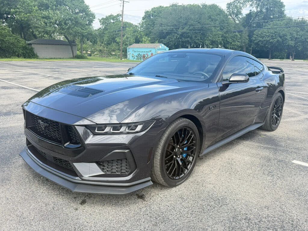 2024 FORD Mustang