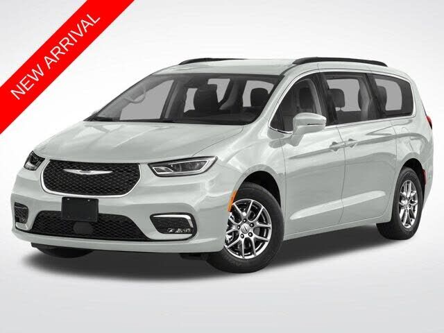 2022 CHRYSLER Pacifica