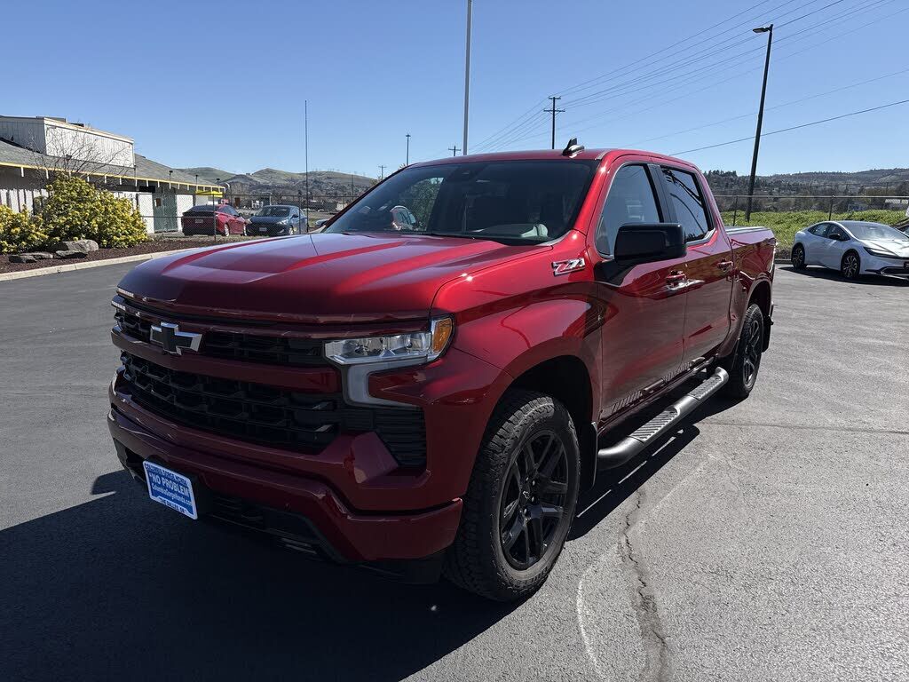 2025 CHEVROLET Silverado