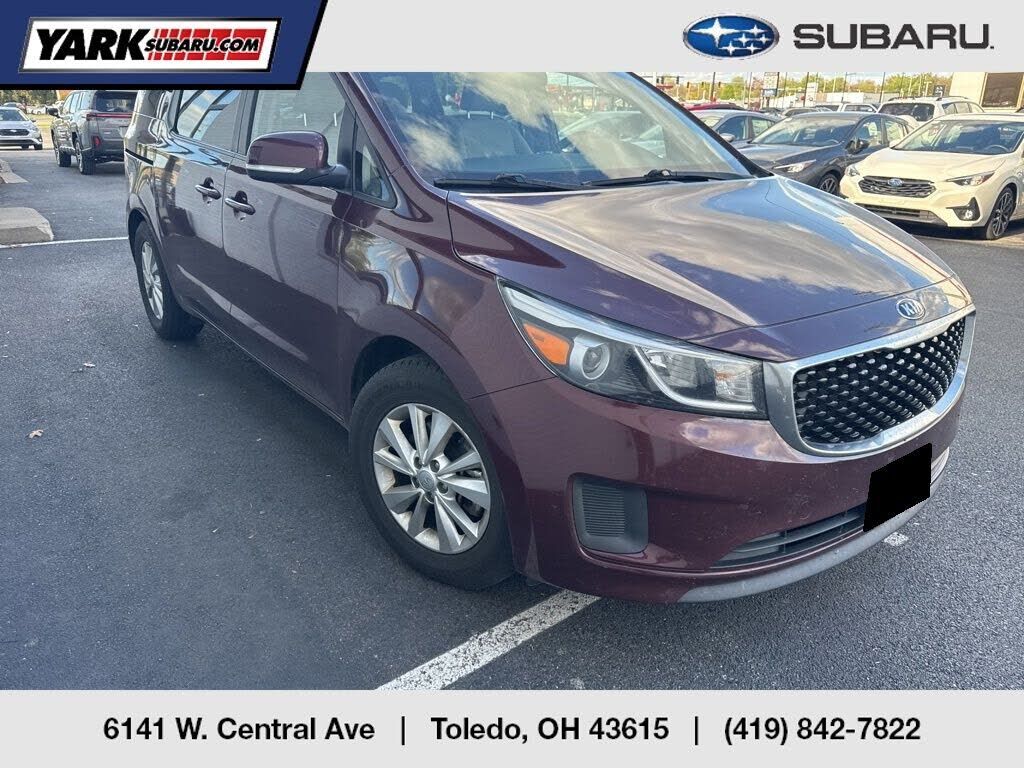 2016 KIA Sedona
