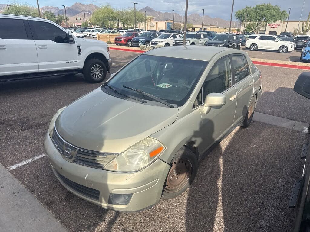 2008 NISSAN Versa