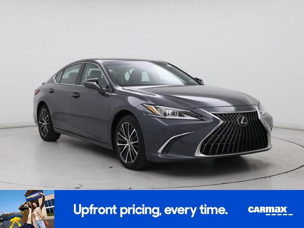 2022 LEXUS ES