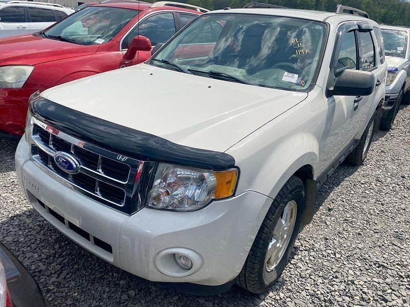 2011 FORD Escape
