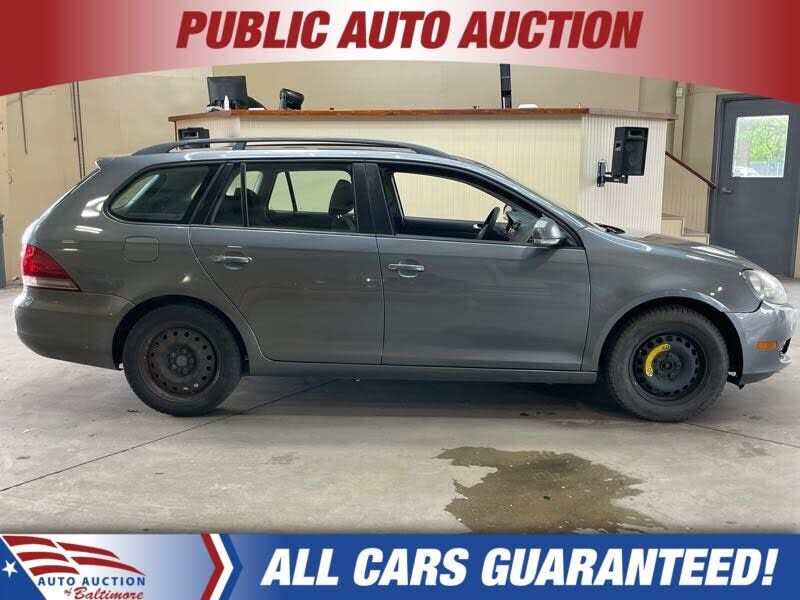 2011 VOLKSWAGEN Jetta Wagon