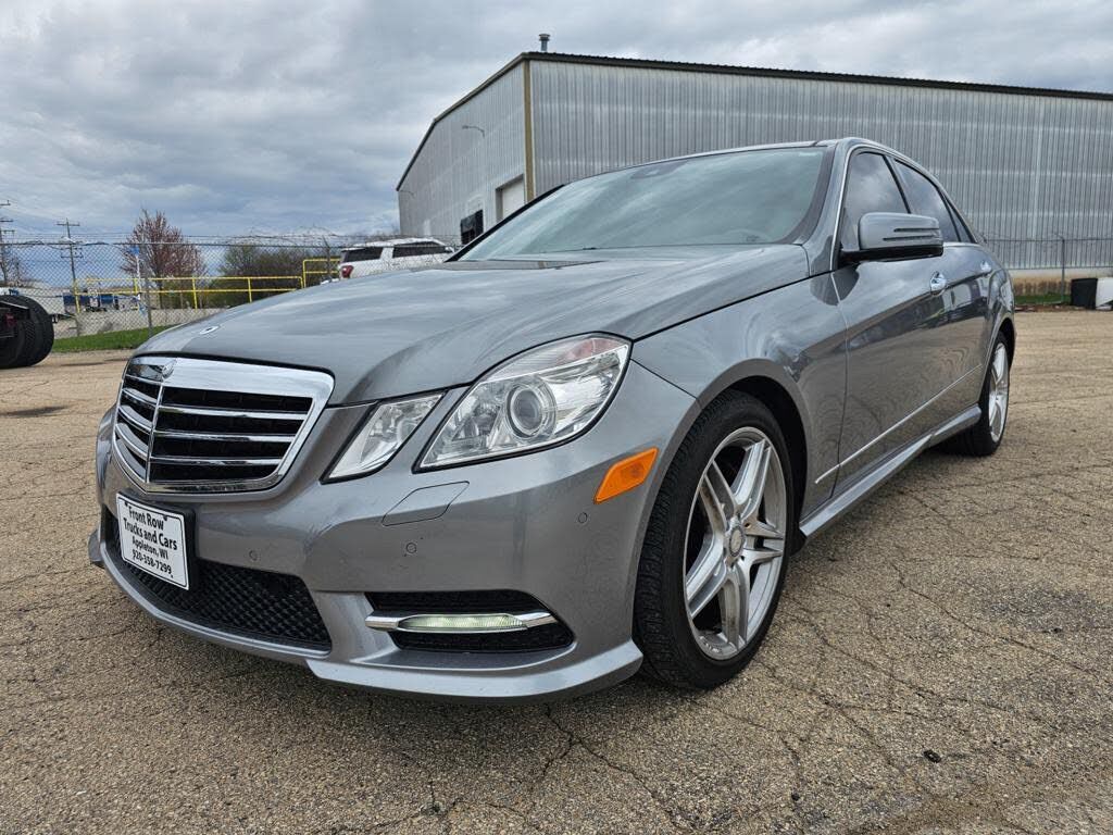2013 MERCEDES-BENZ E-Class