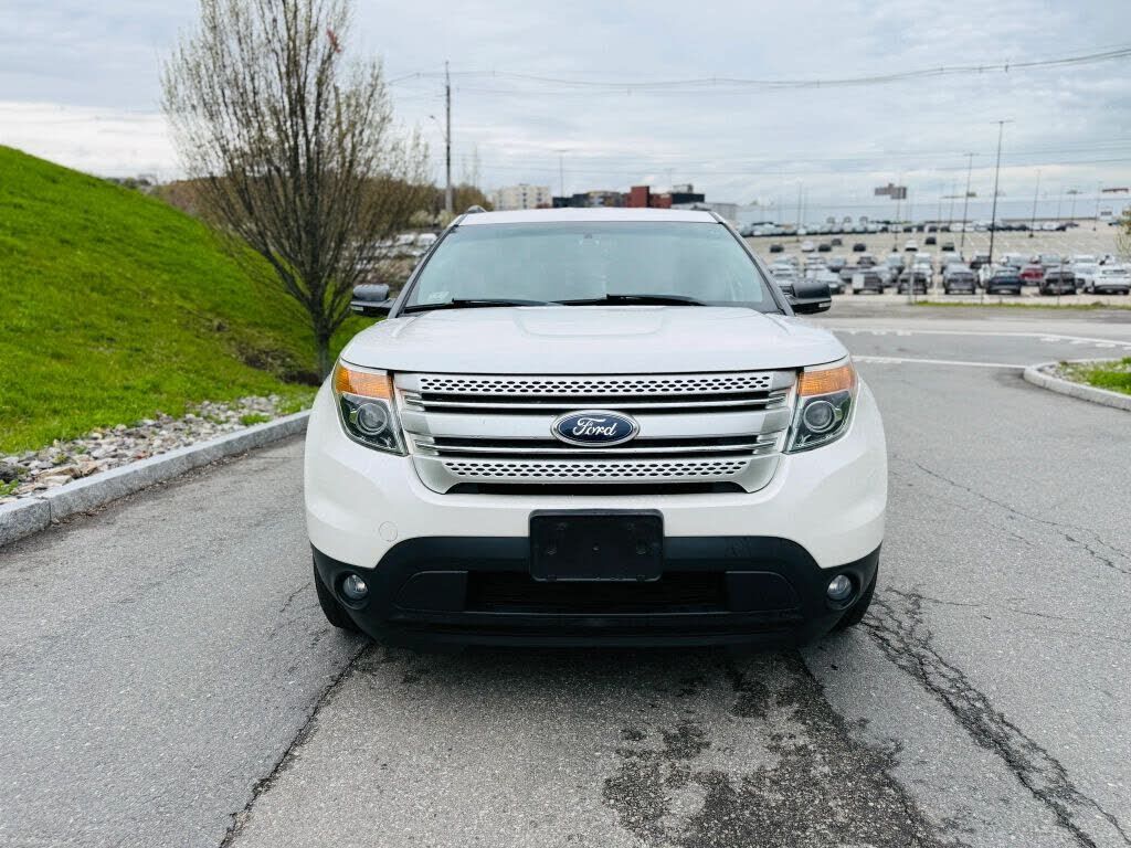 2014 FORD Explorer