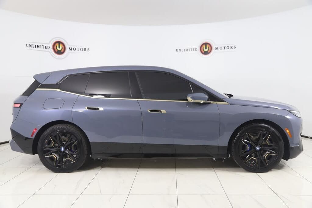 2023 BMW iX
