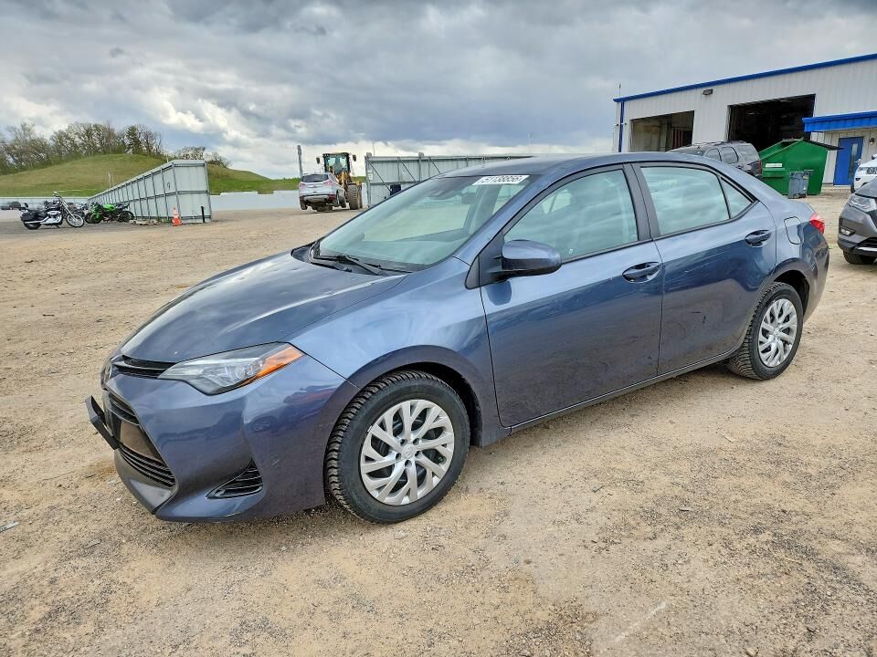 2017 TOYOTA Corolla