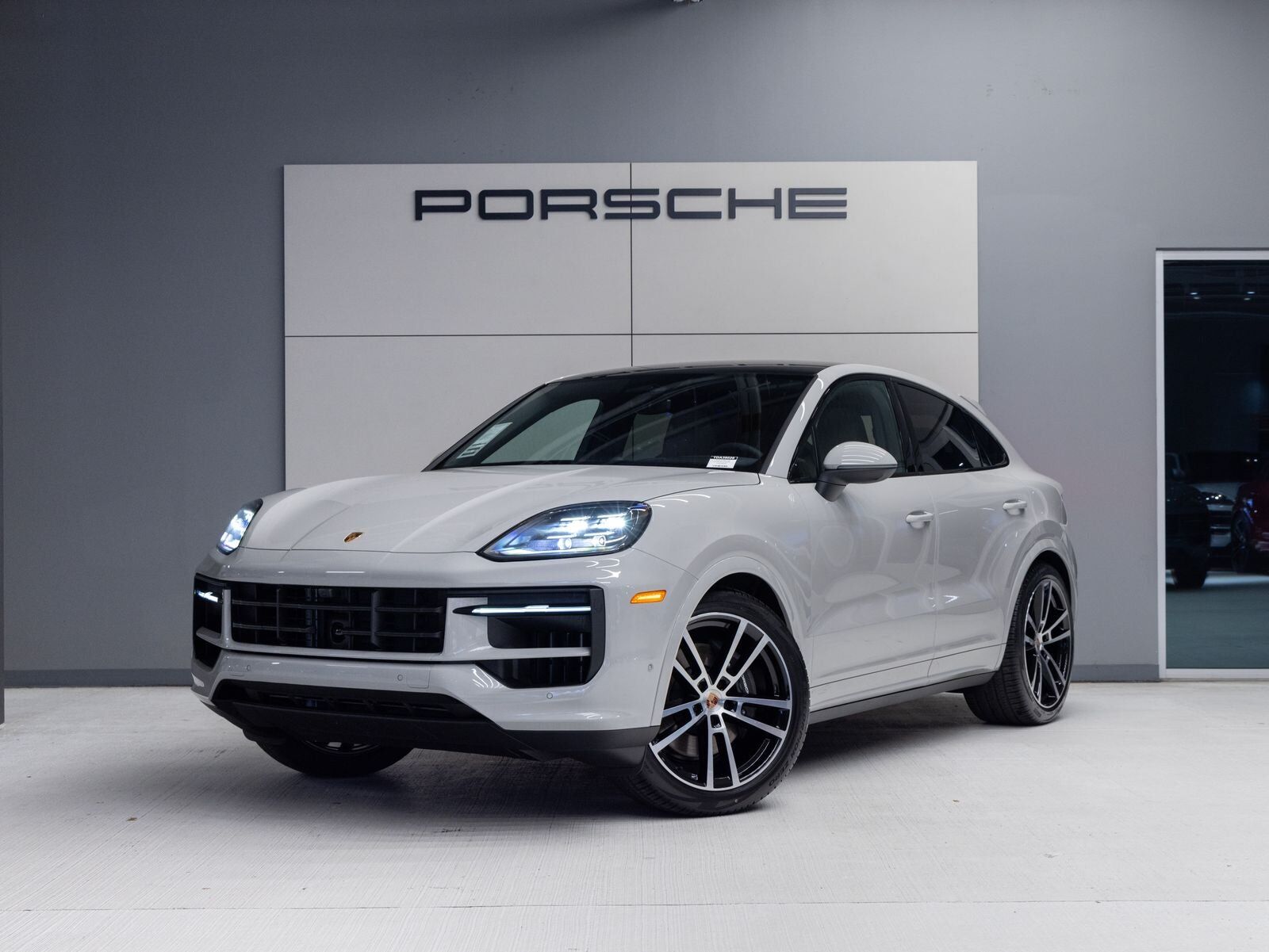 2026 PORSCHE Cayenne