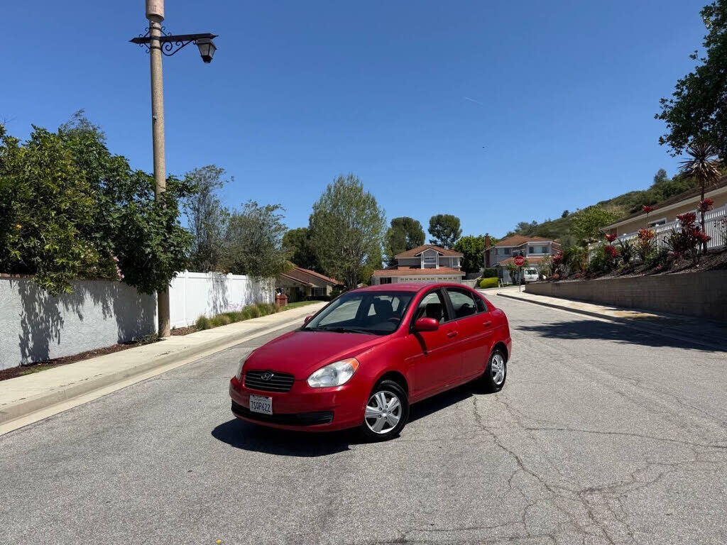 2011 HYUNDAI Accent