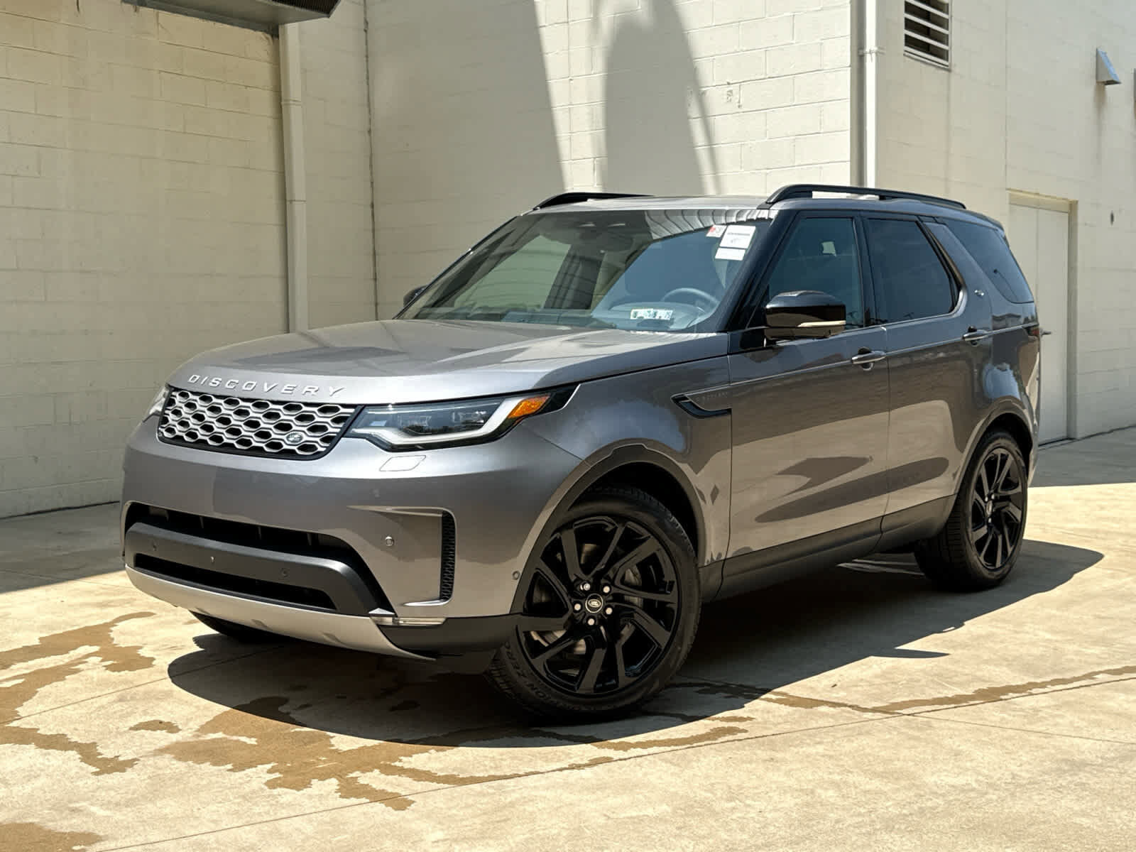 2025 LAND ROVER Discovery