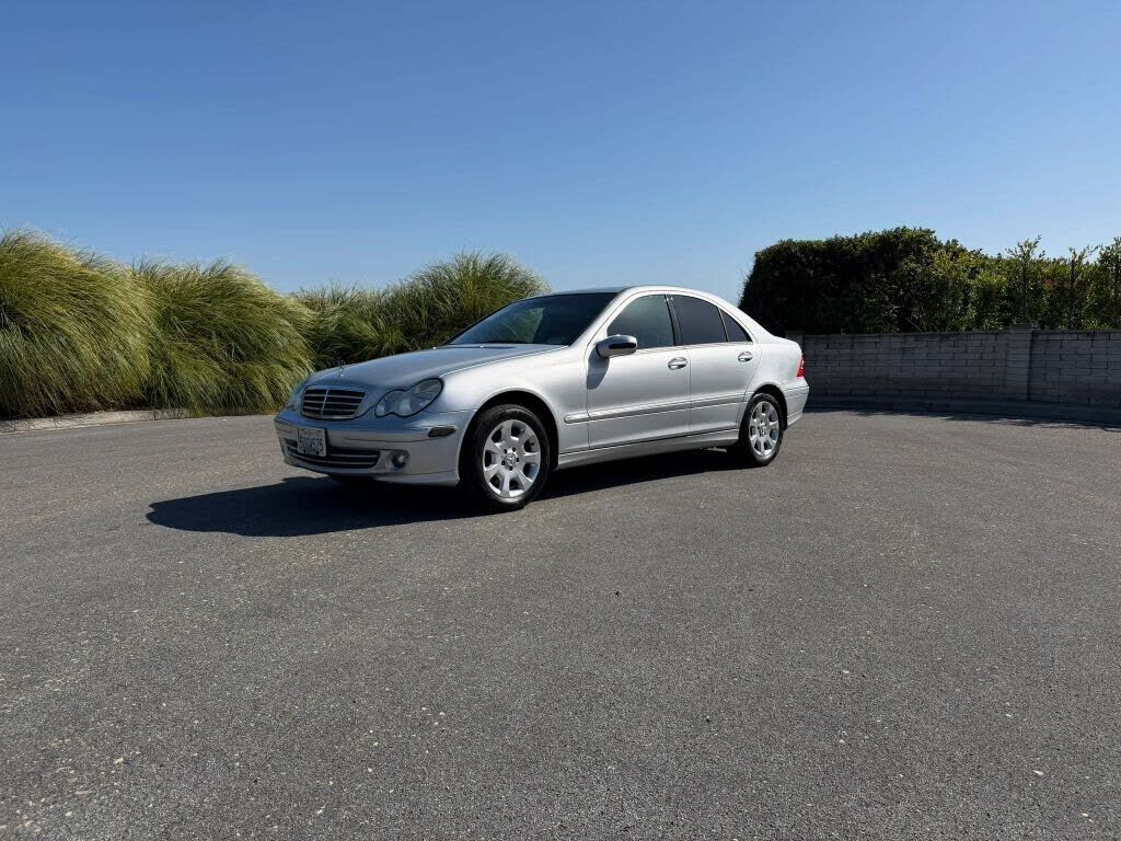 2006 MERCEDES-BENZ C-Class