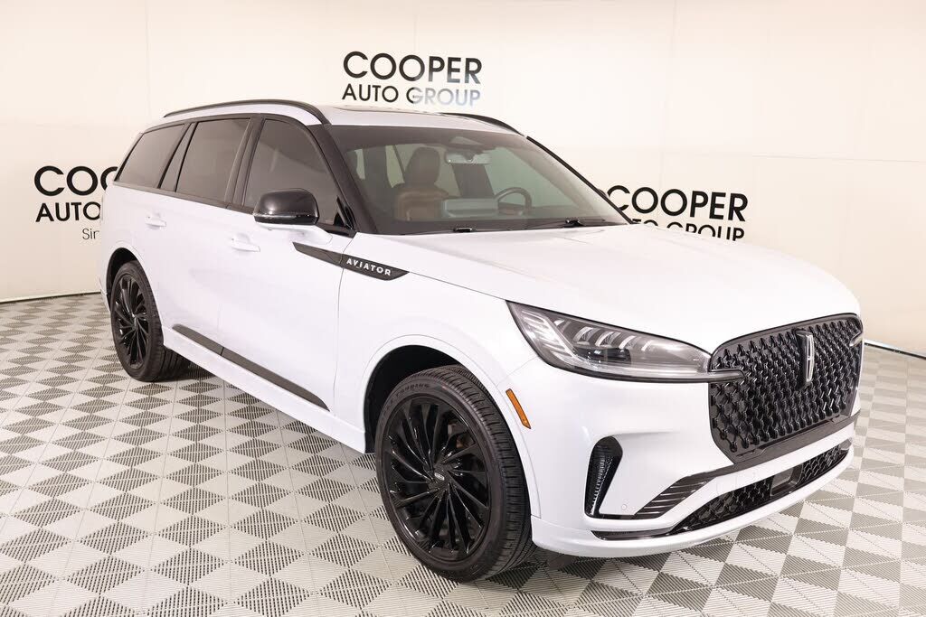2025 LINCOLN Aviator