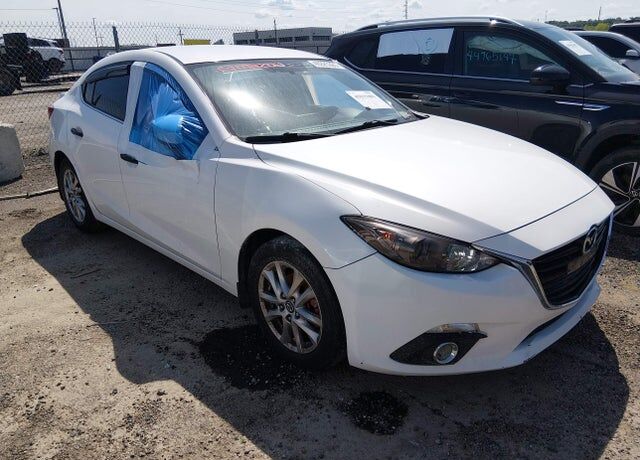 2016 MAZDA Mazda3
