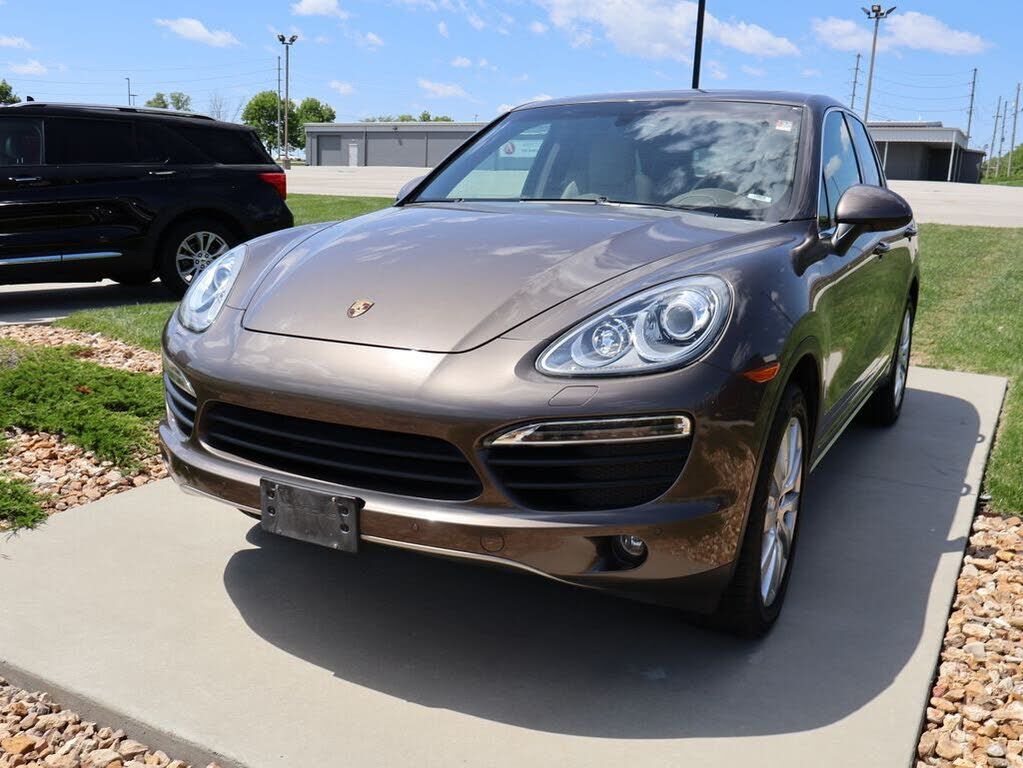 2013 PORSCHE Cayenne