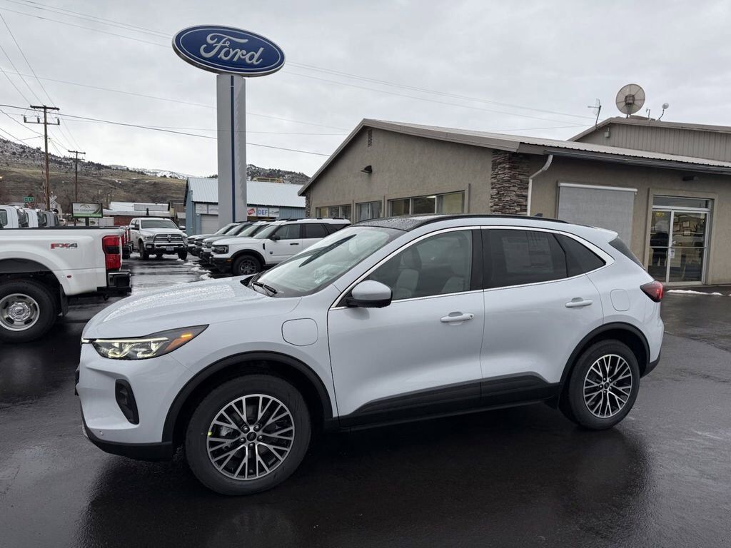 2025 FORD Escape