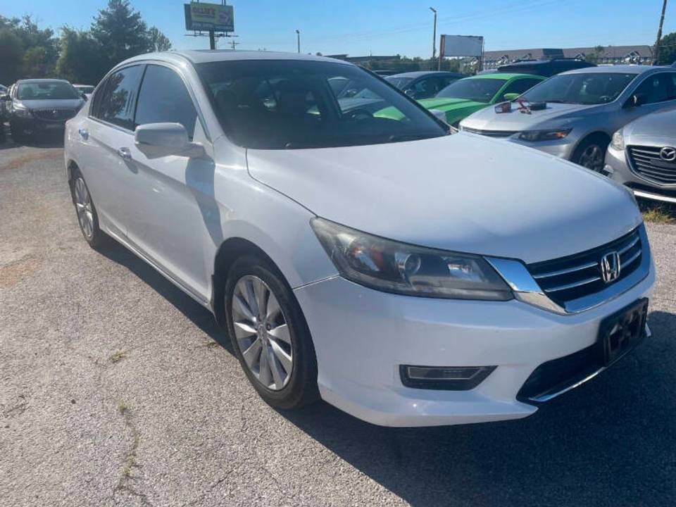 2013 HONDA Accord