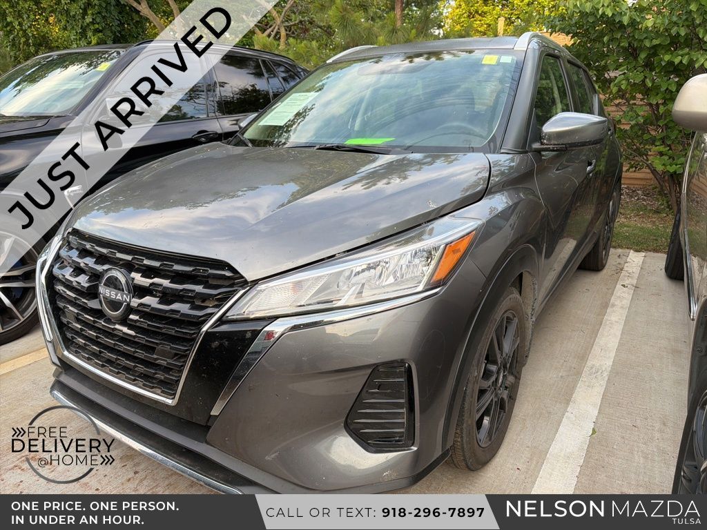 2024 NISSAN Kicks