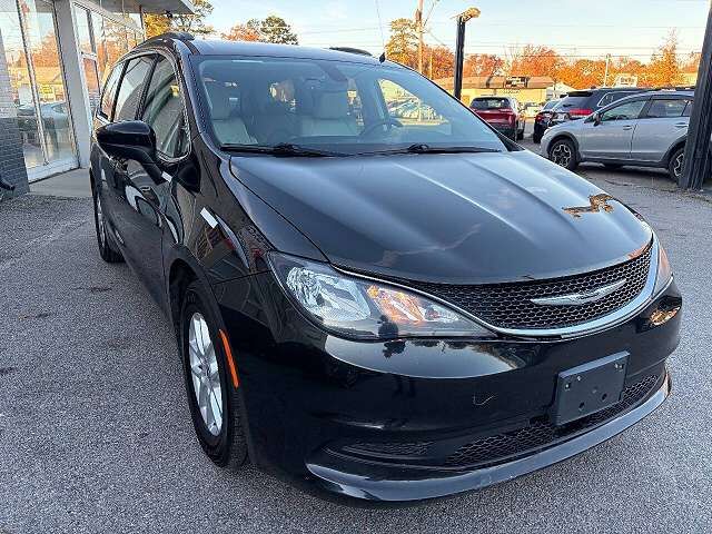 2021 CHRYSLER Voyager