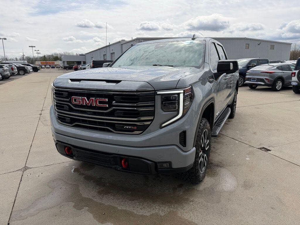 2024 GMC Sierra