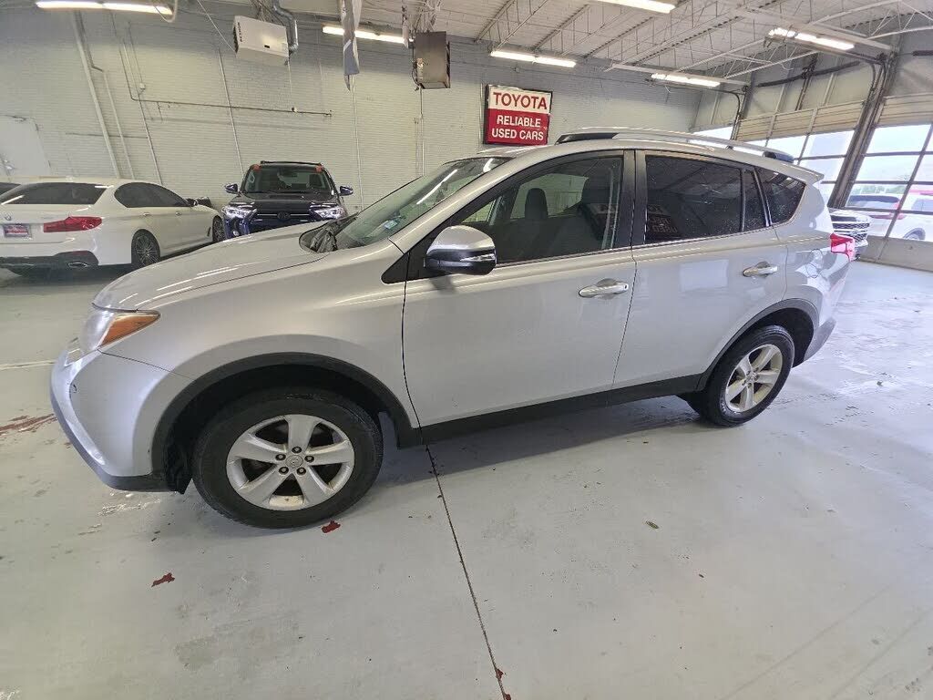 2014 TOYOTA RAV4