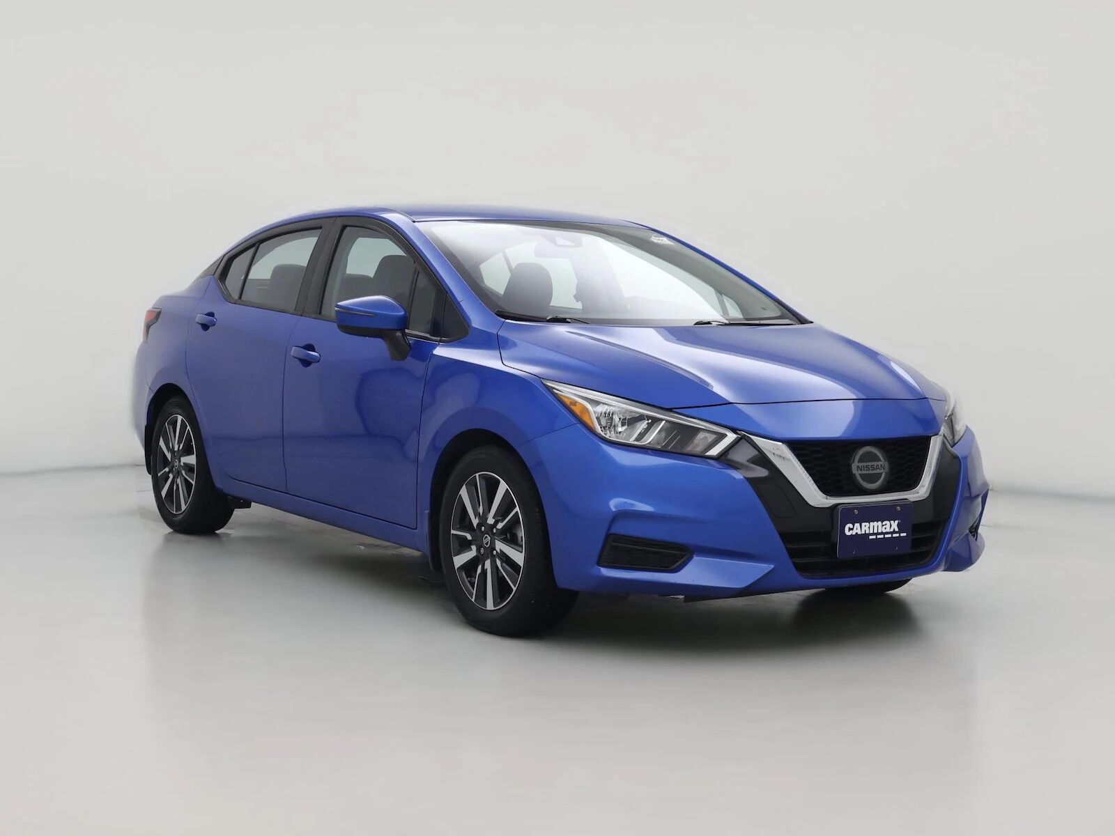 2021 NISSAN Versa