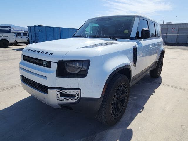 2024 LAND ROVER Defender