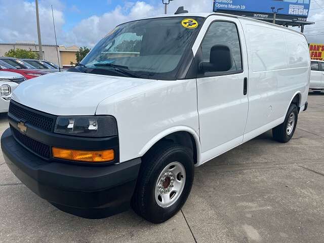 2024 CHEVROLET Express
