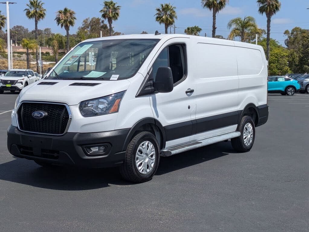 2025 FORD Transit